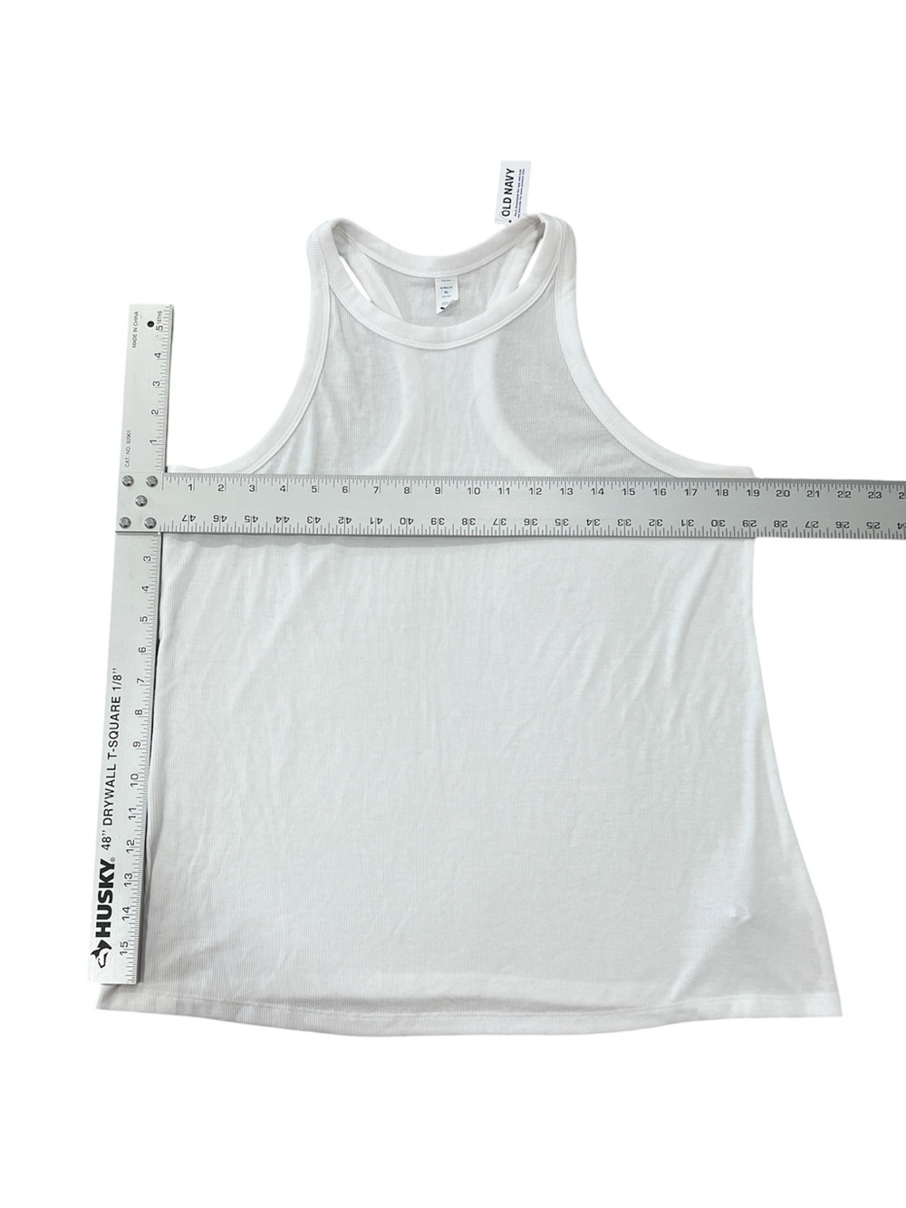 Women's Old Navy UltraLite Go Dry  Rib-Knit Tank Top - Picture 3 of 5